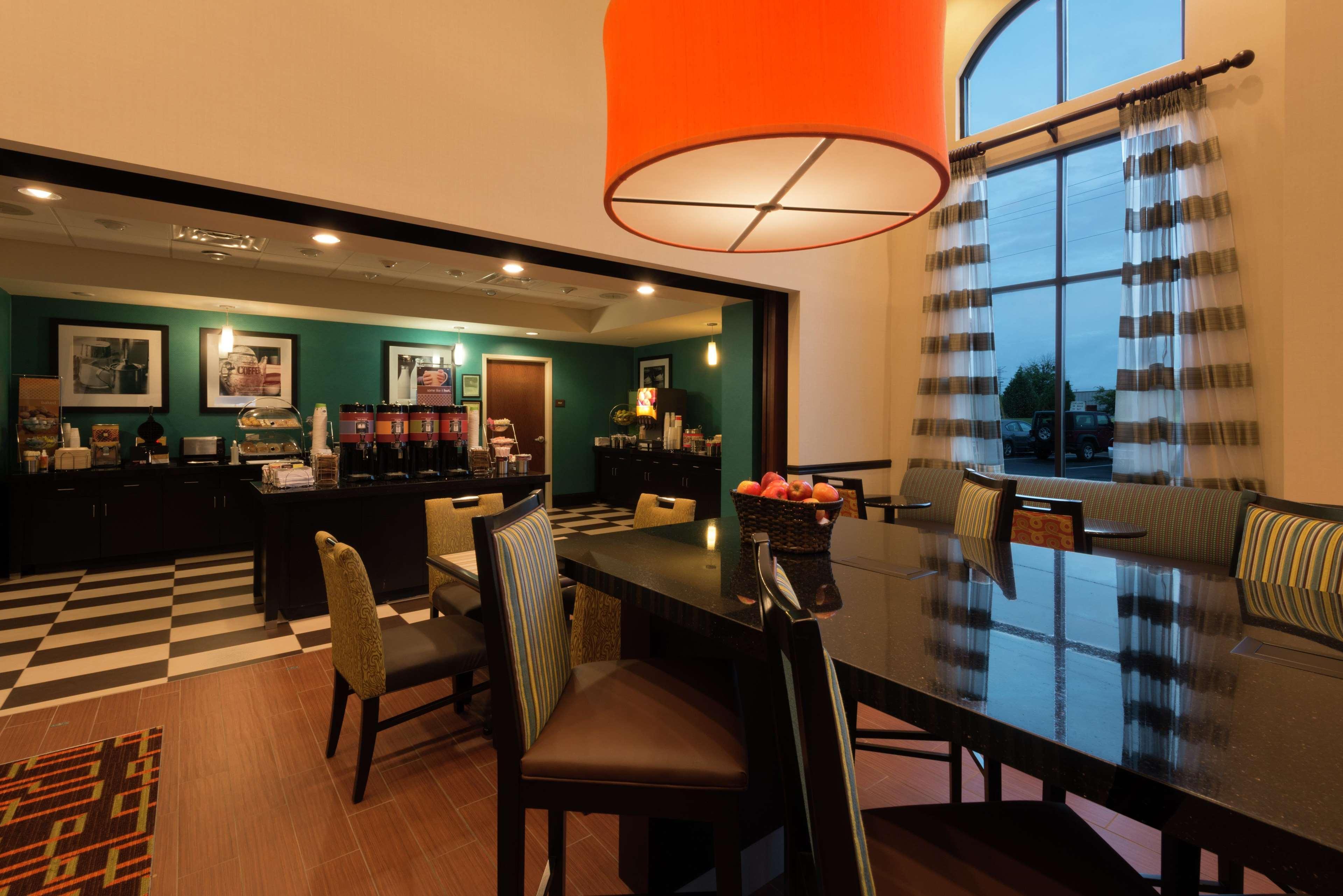 Hampton Inn & Suites Clarksville Eksteriør billede