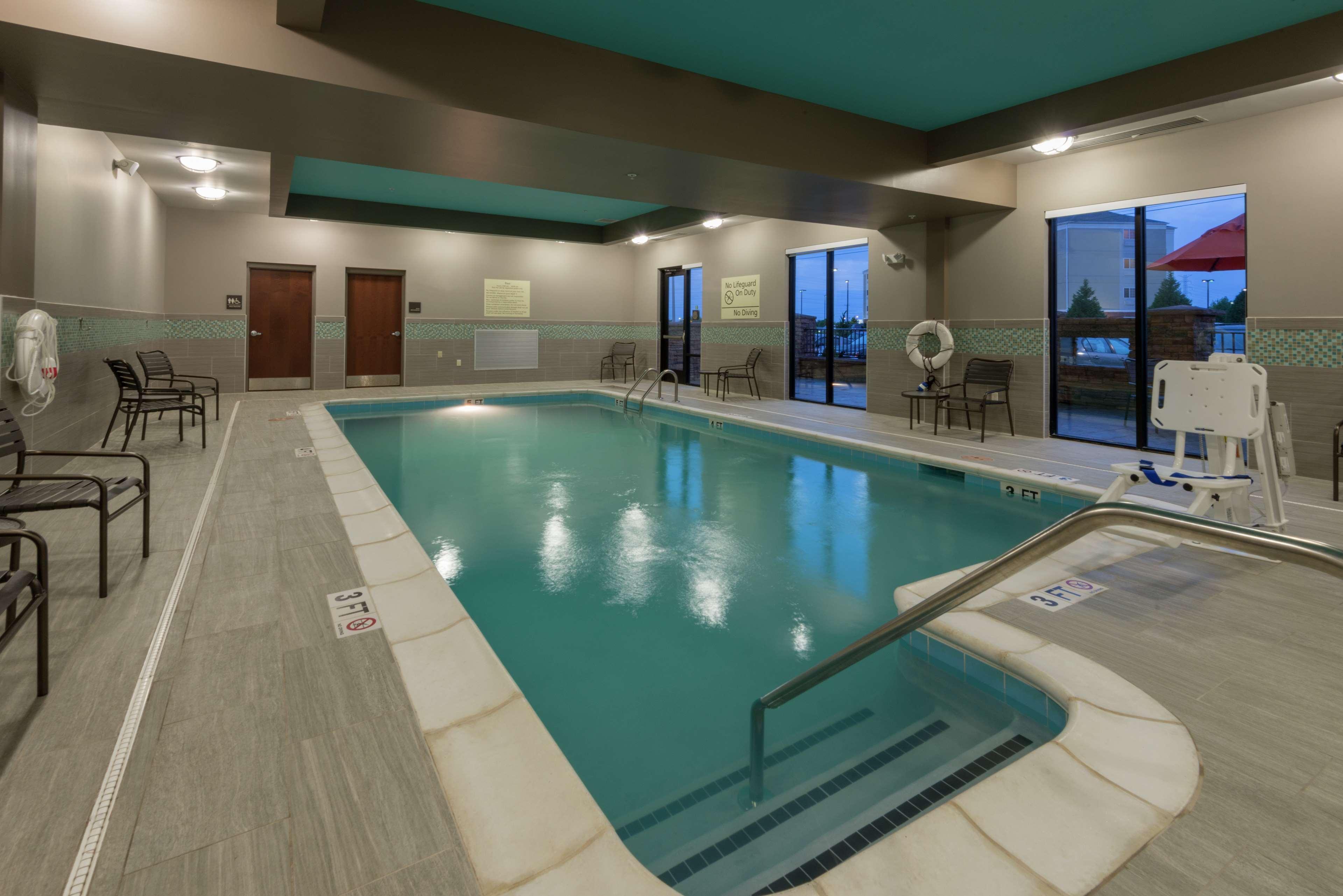 Hampton Inn & Suites Clarksville Eksteriør billede