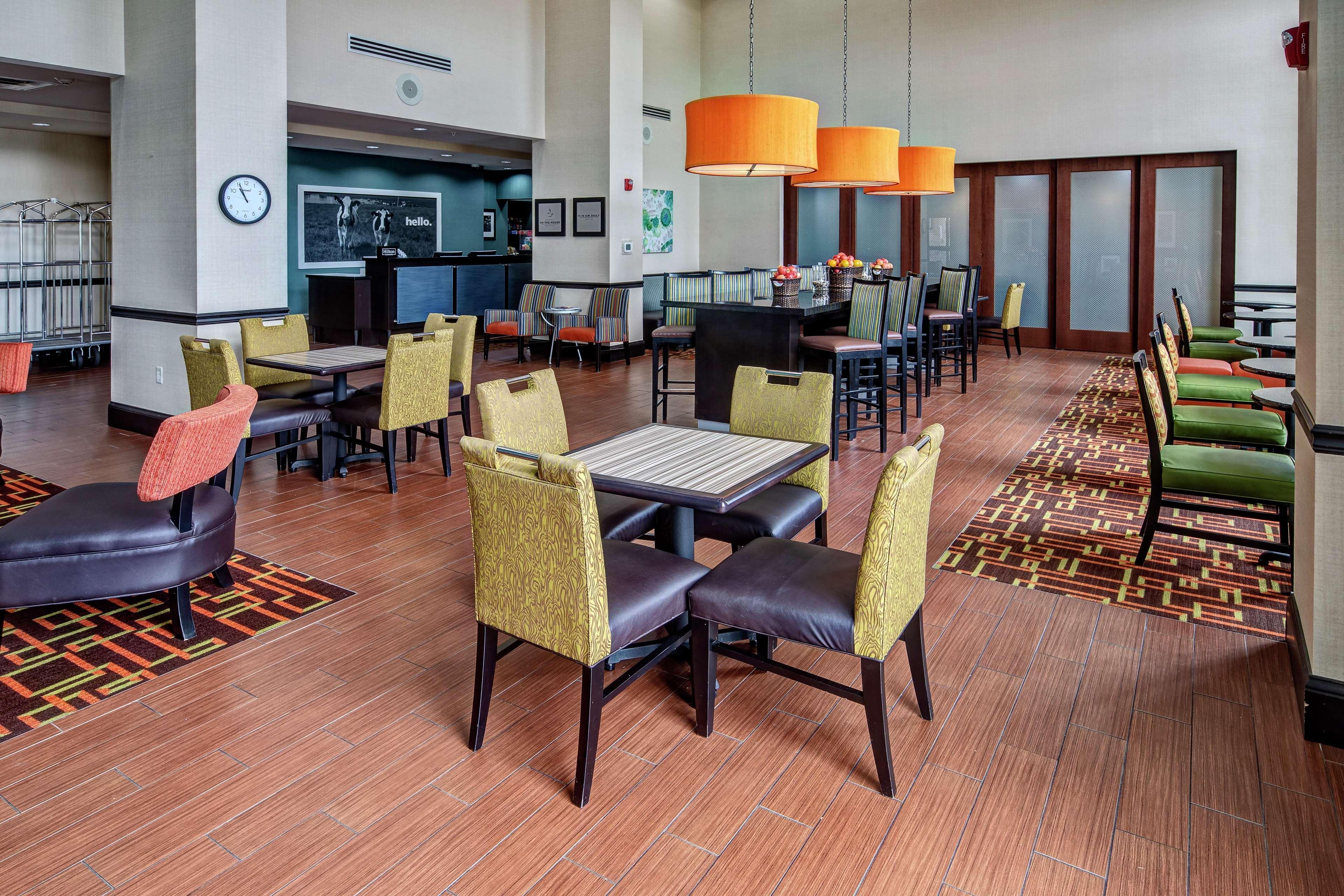 Hampton Inn & Suites Clarksville Eksteriør billede